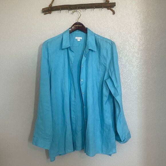 Turquoise button up shirt - Picture 1 of 3